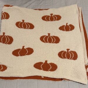 Pumpkin Patterned Blanket